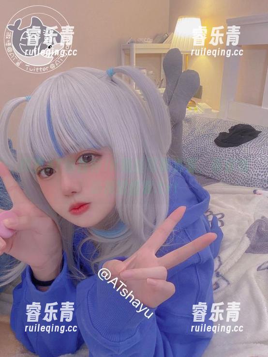 AT鲨 探索AT鲨独特JK黑丝写真资源,带你感受视觉盛宴.txt