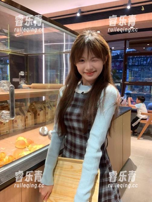 Bomi(普美)全新作品集：走进[Bimilstory]病房护士的日常生活与感人故事.txt