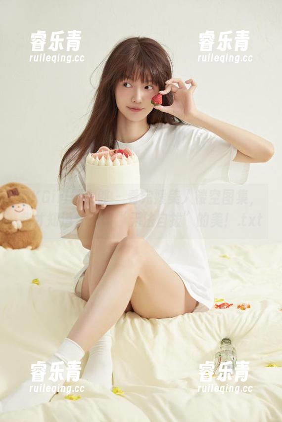 DKGirl御女郎 - 看完媛美人镂空图集，我才知道什么叫“无法自拔”的美！.txt