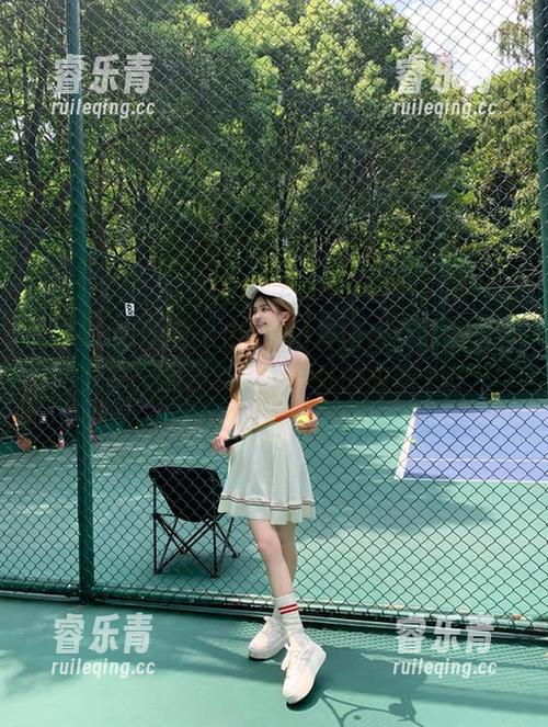 Feilin嗲囡囡-Celina青妍 Feilin嗲囡囡 - Celina青妍修女高清写真分享,探寻她灵魂深处的故事.txt