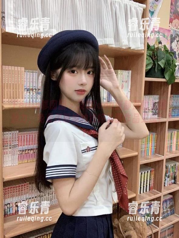 Feilin嗲囡囡 - 发现luna张静燕的美图魅力，免费获取她的独特礼服作品灵感！.txt