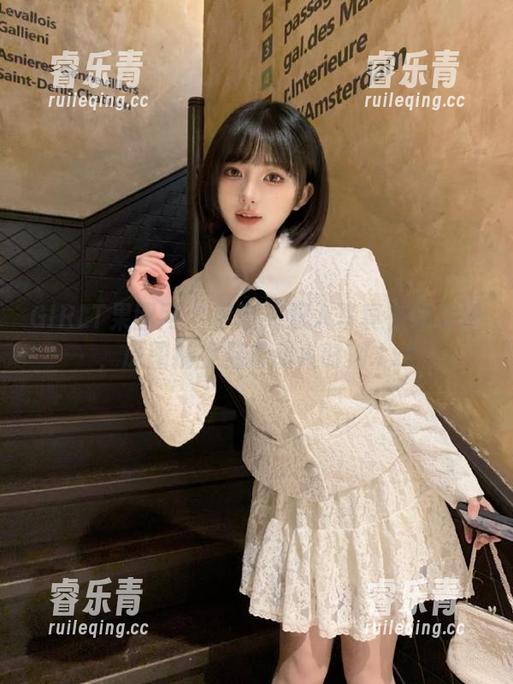 GIRLT果团网 - 尹意纯双人写真在线呈现，原图捕捉温馨动人时刻.txt