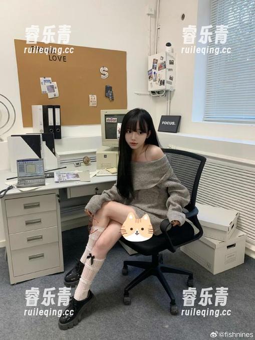 GIRLT果团网 - 沈梦瑶创意姐姐图包：开启她的写真合集，感受艺术与时尚的碰撞.txt