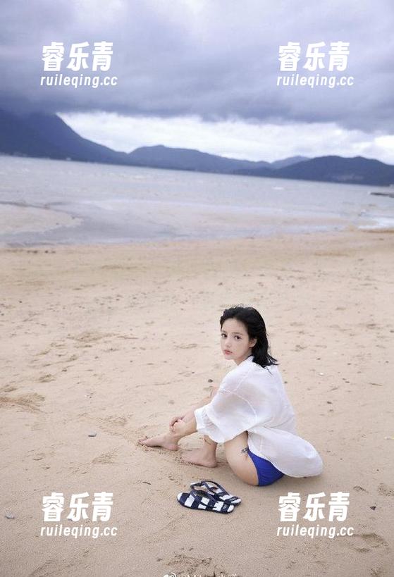 GIRLT果团网 - 龚玥菲魅力无限，女仆写真全集下载，快来收藏.txt