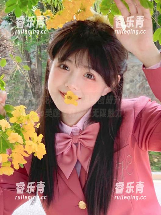 HuaYan花の颜 - 原图与图册齐发，沈蜜桃miko美腿写真展现无限魅力！.txt