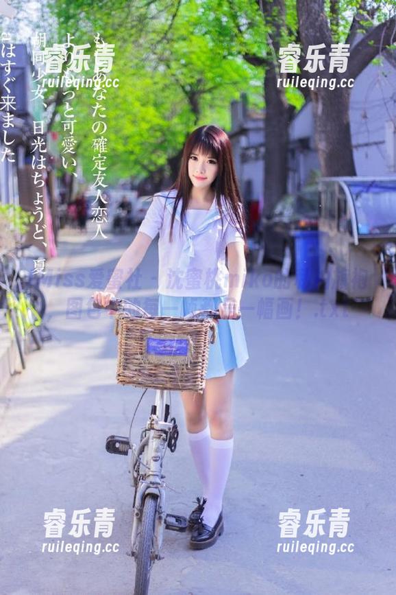 IMiss爱蜜社 - 沈蜜桃miko的私拍旗袍，图包中的每一帧都是一幅画！.txt