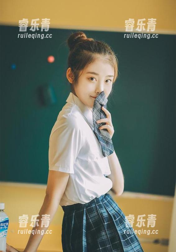 IMiss爱蜜社 - 锁定逗逗doudou的最新写真资源，死库水带来的视觉冲击不容错过.txt