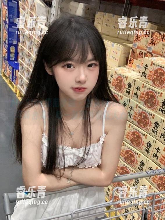 MFStar模范学院 - 加朵babe梦幻套装写真合集：每一张照片都让人心动.txt