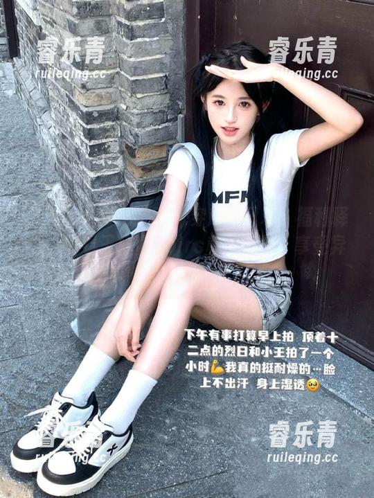 MFStar模范学院 - 穿越到日本：福利释放，观看王梓童Doirs和服图包，享受异国风情的绝佳体验！.txt
