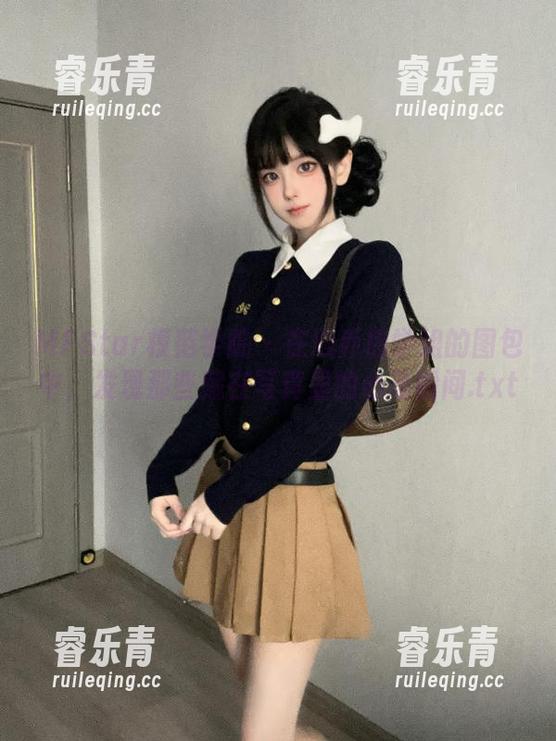 MFStar模范学院-顾乔楠 MFStar模范学院 - 在顾乔楠学姐的图包中,发现那些藏在写真里的心动瞬间.txt
