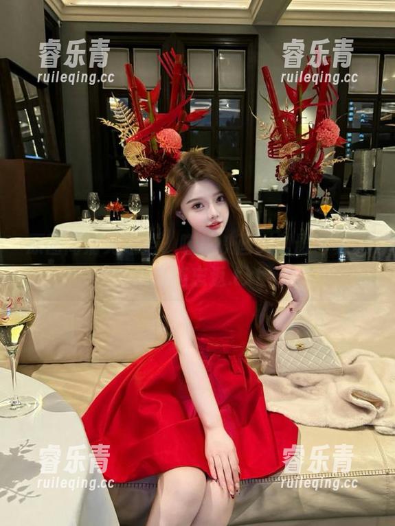 原图高清无遮挡，喵糖映画ol制服写真让人流连忘返.txt