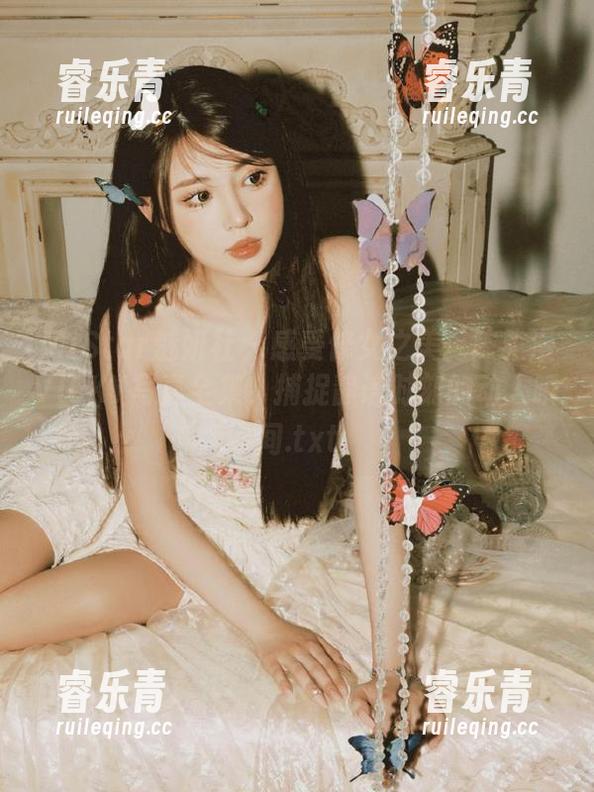 MiStar魅妍社 - 感受修女之美：陈雅漫VICKY写真全集，捕捉静谧时刻的动人瞬间.txt