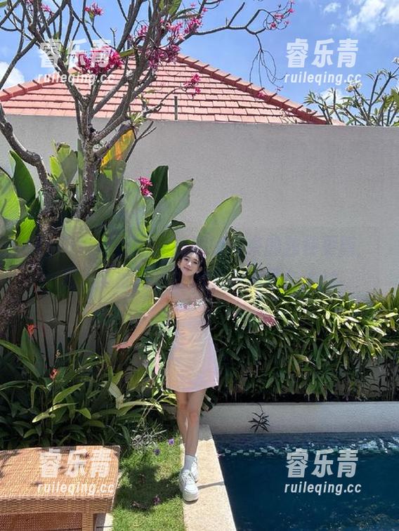 MyGirl美媛馆-潘娇娇 MyGirl美媛馆 - 潘娇娇带来的独特更新:裤里丝的迷人图片为你解锁!.txt