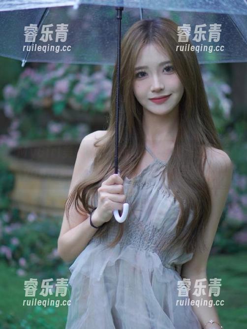 MyGirl美媛馆 - 高清御姐写真：王馨瑶yanni的精美套图瞬间捕获心灵！.txt