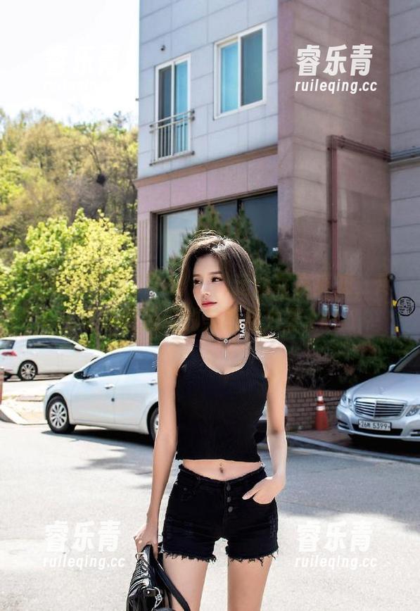 零费用获取Sira(시라)运动写真资源，尽情领略运动的美感与力量.txt