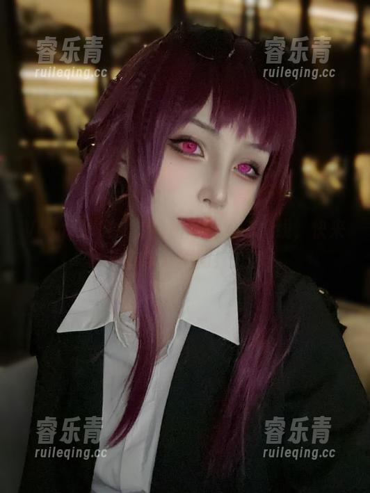 Vams子兔女郎自拍图集精彩上线，快来下载与众不同！.txt