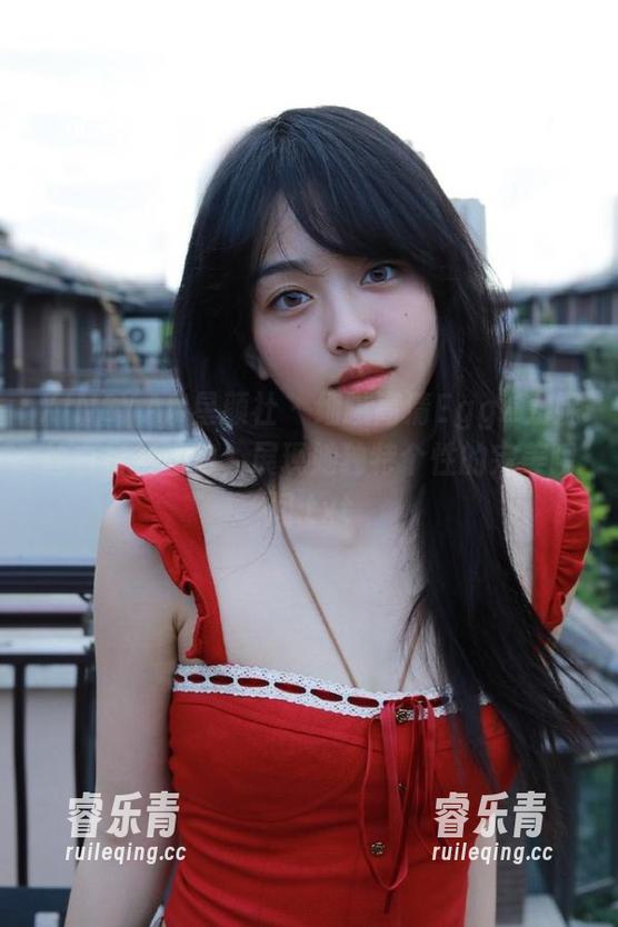 XINGYAN星颜社-Egg_尤妮丝 XINGYAN星颜社 - 细腻高清Egg_尤妮丝白衬衫图包,展现她独特个性的完美瞬间.txt
