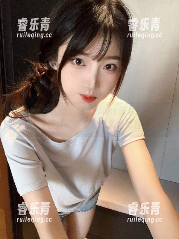 Xiuren秀人网 - 深入Nono酱最新作品集，探寻和服带来的独特文化体验.txt