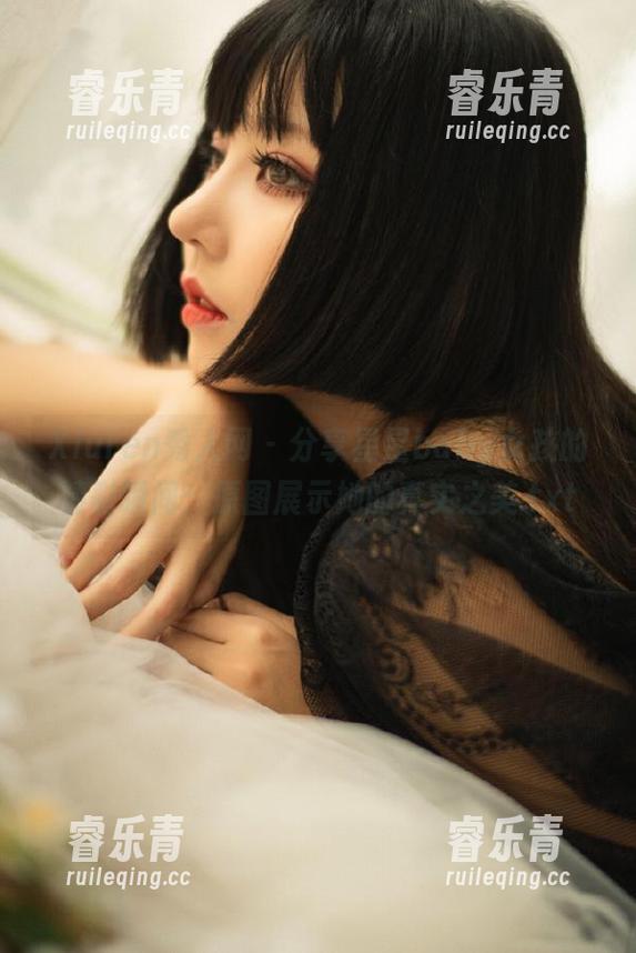 Xiuren秀人网 - 分享星星baby女孩的精彩瞬间：原图展示她的真实之美.txt