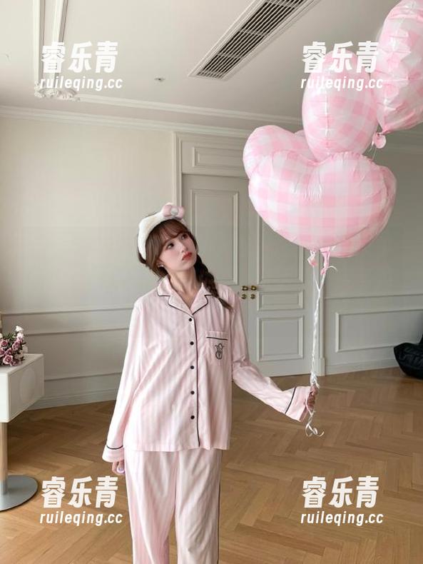 Xiuren秀人网 - 谢小葱用镜头讲述故事，原图里的写真剧情透着生活的真实与感动。.txt