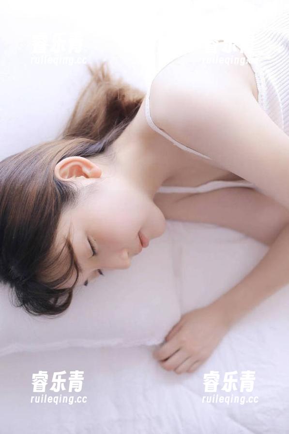 YouMi尤蜜荟 - 刘钰儿夏日脱颖而出？最新图库带你揭开真相！.txt