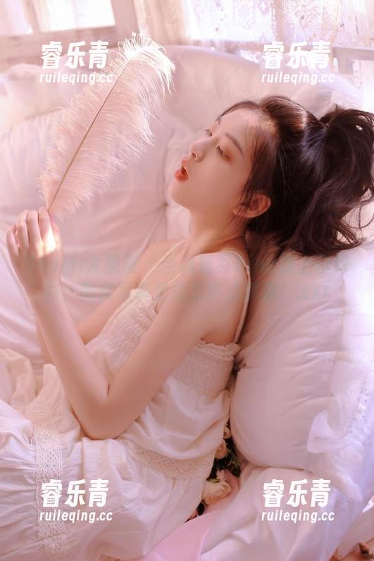YouMi尤蜜荟 - 当战姝羽Zina遇上白衬衫：图库写真里总是笑点满满！.txt