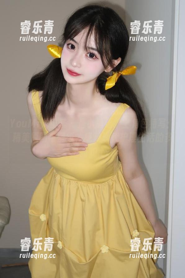 YouMi尤蜜荟-是小逗逗 YouMi尤蜜荟 - 是小逗逗护士角色特写:精美原图与壁纸,感受现代护理生活的多重面貌.txt