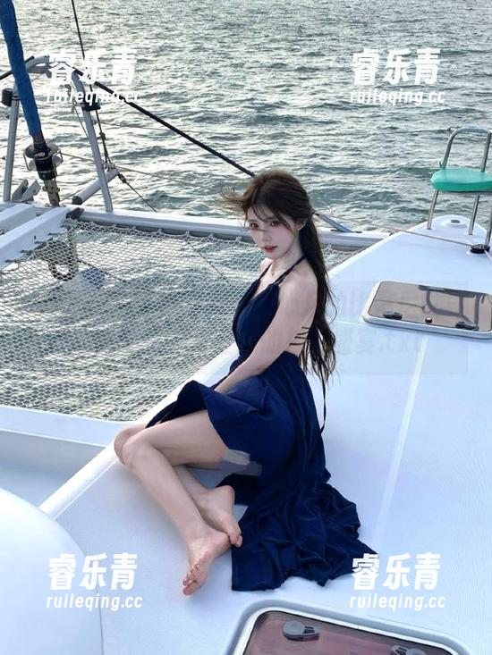 YouMi尤蜜荟 - 探索梦心月的比基尼世界，感受美图与壁纸的视觉盛宴.txt