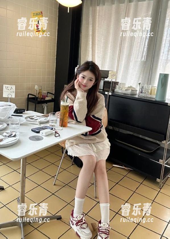 beautyleg-Xin beautyleg - “Xin的夏天”写真作品分享:感受青春与美的交织.txt
