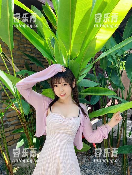 beautyleg - Yen的毛衣系列：记录温暖的瞬间，精美写真合集与套图.txt