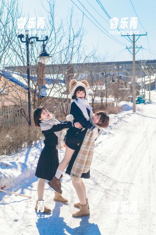 pans-蕾蕾 pans - 来吧!免费领取蕾蕾短裤写真合集,感受她的独特风格与无限魅力!.txt