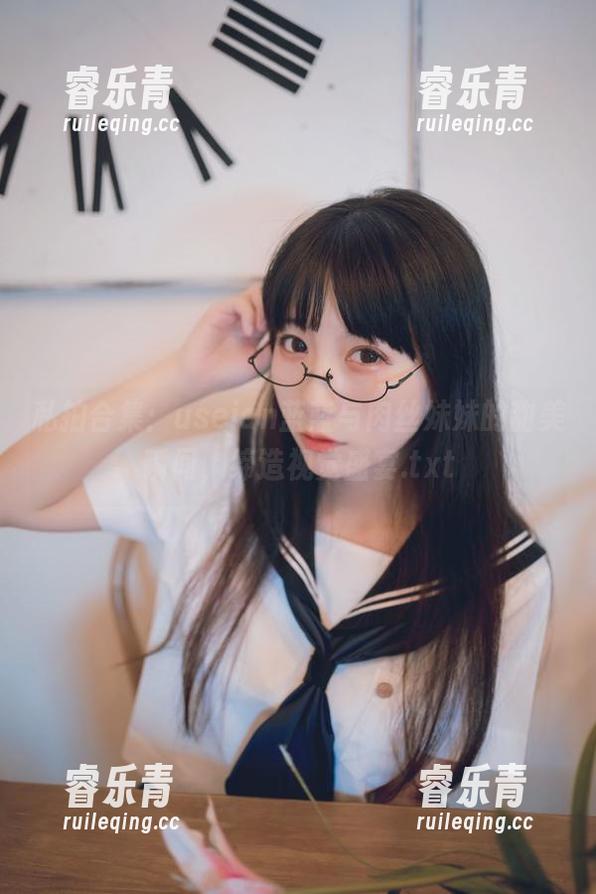 usejan蓝蓝 私拍合集:usejan蓝蓝与肉丝妹妹的甜美瞬间,缔造视觉盛宴.txt