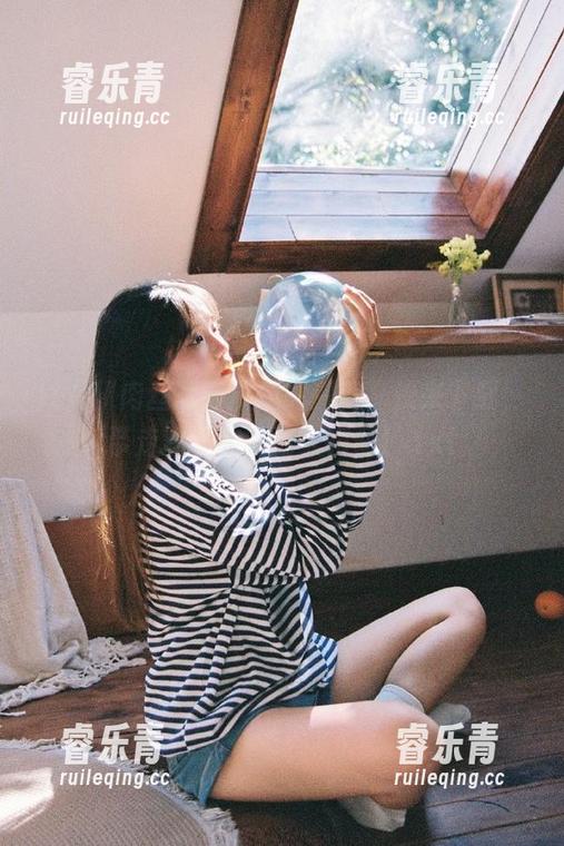 けん研肉丝写真展现高清美，快来下载，带走属于你的迷人瞬间！.txt