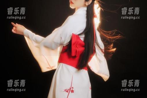 不呆猫 不呆猫精选图集:清纯妹妹的甜美与优雅完美融合.txt