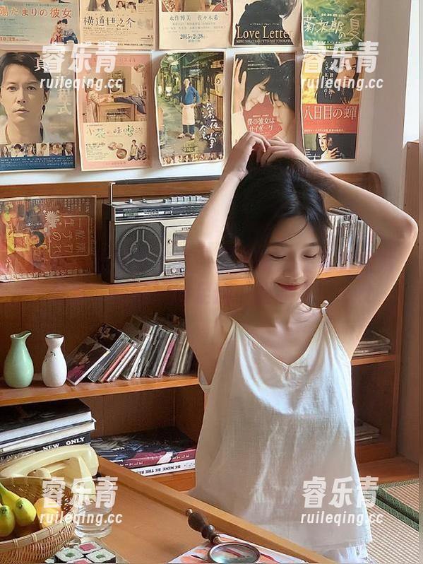 丽柜 - 欢笑与美丽：桃子的天使写真图片分享，跟随她的足迹一起欣赏！.txt
