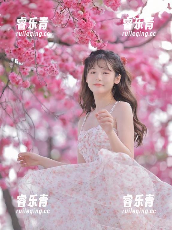 乔依丝 乔依丝茶的全套原图震撼来袭,感受艺术与生活的交融.txt