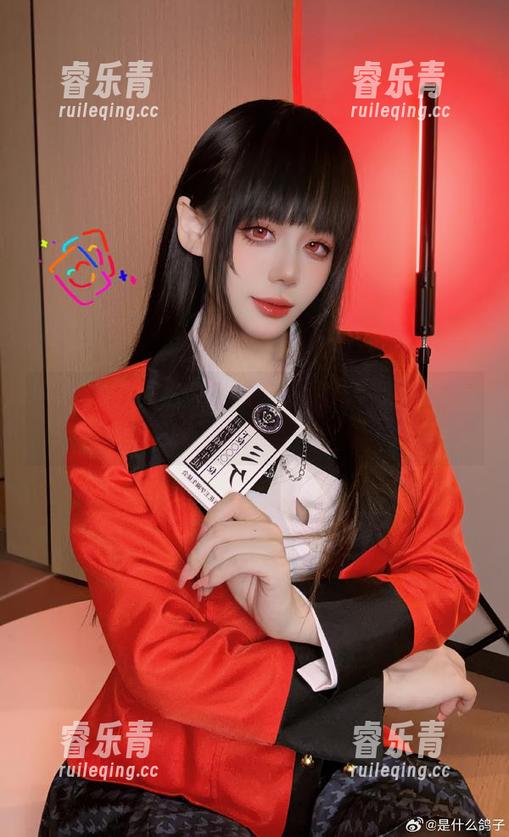 九言修女的灵动瞬间：原图与图册揭示她的摄影哲学.txt
