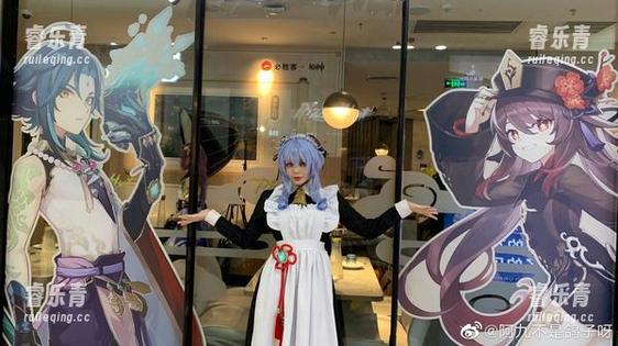 九言从不咕咕泳装作品精选，美图展现青春的无限可能.txt