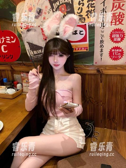 克拉女神 - 汤怡天使魅力无限，在线资源助你捕捉每一个动人瞬间.txt