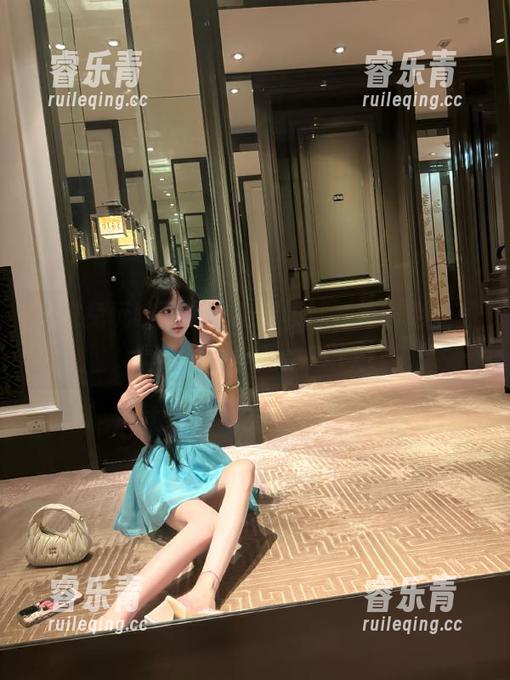 走进兔玩映画的jk绝对领域，领略绝美写真与精致美图之旅.txt