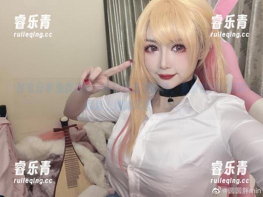 独家分享兔胖胖min牛仔裤艺术写真，免费照片让你瞬间爱上她的风格！.txt