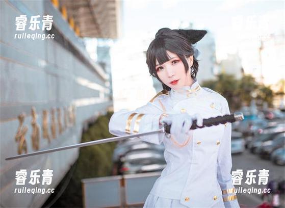 北之北 北之北的女仆装写真艺术:图库中优秀作品的荟萃展示.txt