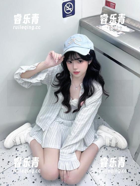 私拍乐园：喵糖映画的清纯元气少女，甜美图片一网打尽.txt