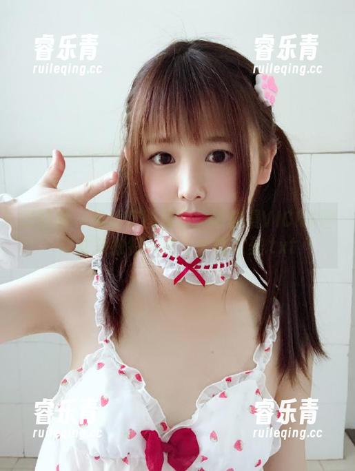 嗲囡囡-陈雅漫VICKY 嗲囡囡 - 高清套图展示:陈雅漫VICKY诠释女孩独特风格与个性之美.txt