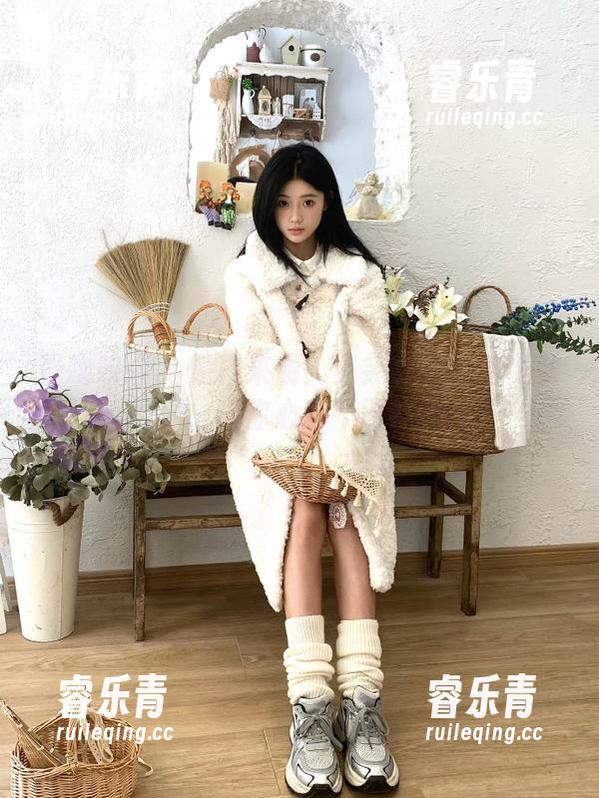 壹吻映画 - 惊喜来袭！笑笑女仆图包免费领取，让你心动不已！.txt