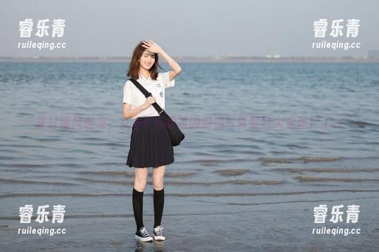 女主K 夏日清风袭来,女主K与乘凉的姐姐写真壁纸大放送!.txt