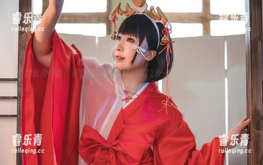 全套旗袍作品，小容仔咕咕咕w与尼尔2B一起走红毯，结果红了眼！.txt