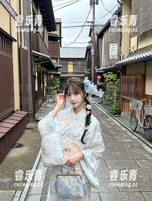 尤蜜荟 - Egg_尤妮丝Egg女友写真作品资源库：多元图库为你展现无限可能的美.txt