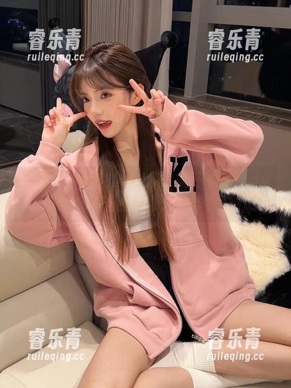 尤蜜荟 - 私房艺术之美：周于希Sandy浴缸写真合集带你沉醉其中.txt