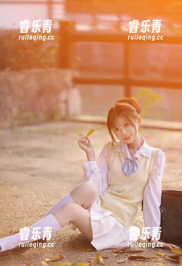 微密圈 - 最新就是阿朱啊时尚写真合集：在紫色纱裙下，探寻美人鱼与古风粉红佳人的秘密.txt